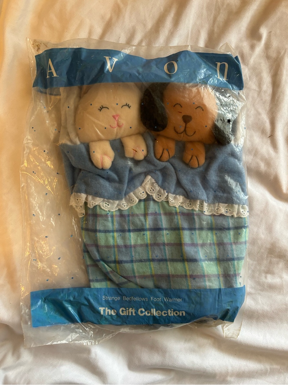 Vintage Avon “Strange Bedfellows” Blue Plaid Foot Warmer Puppy-Kitten Toppers